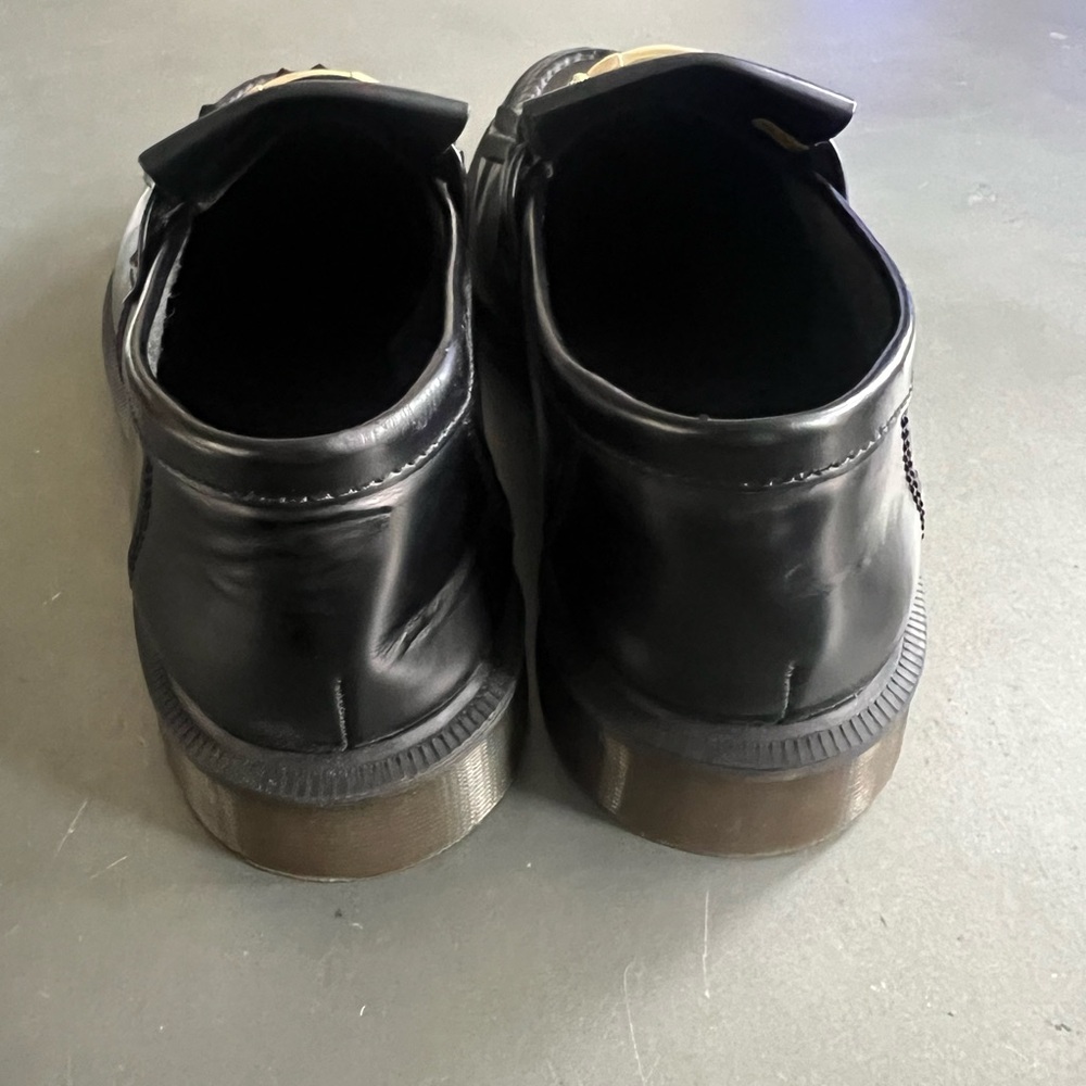 Dr. Martens Adrian Black Leather with gold bridle detail. Men’s size 11 - Picture 4 of 5